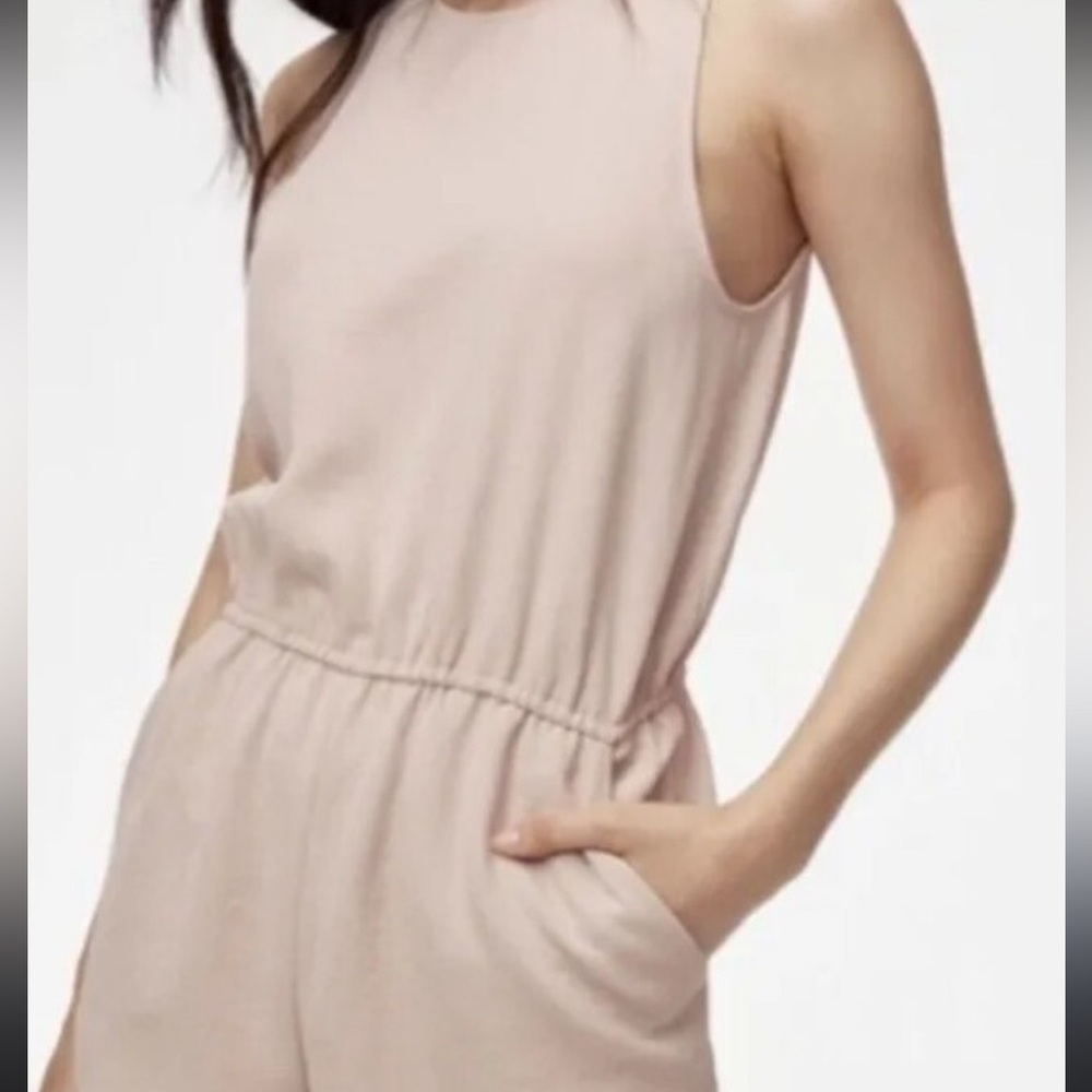 Wilfred Aritzia Blush Sleeveless Romper